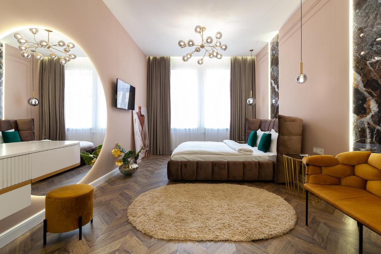 Leogrand Apartments On Tamanska 6 Lviv Exterior photo